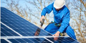 Installation Maintenance Panneaux Solaires Photovoltaïques à Petit-Fayt